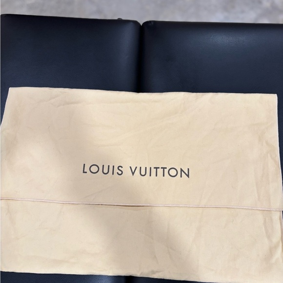 Louis Vuitton Dust Bags Set - Picture 3 of 4